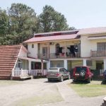 белый коттедж