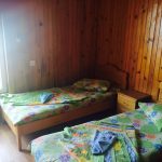 номер в белом коттедже