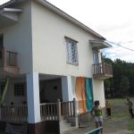 белый коттедж